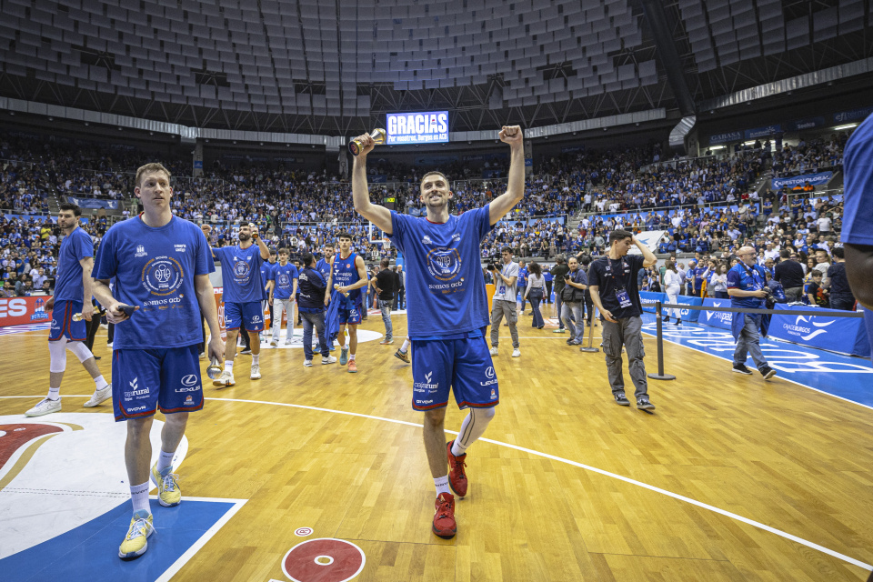 CAMISETA CAMPEONES 1ª FEB