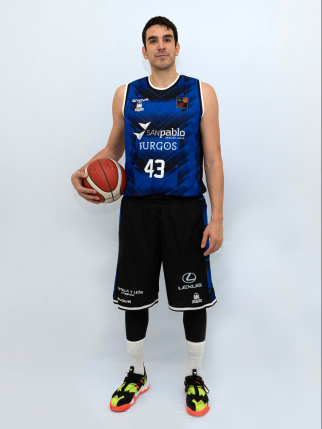 Carlos Suárez
