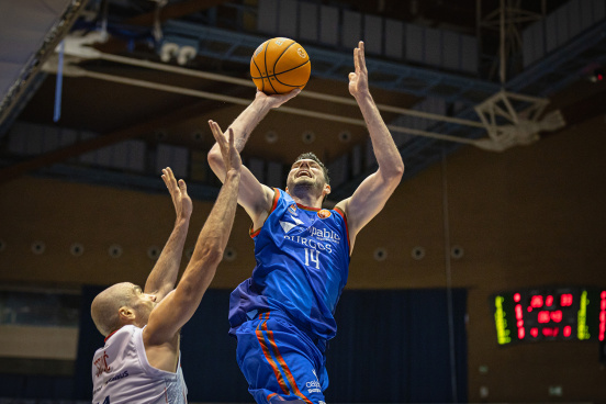 J4 - Monbus Obradoiro-Silbö San Pablo Burgos / SPB/Cintia Cortés