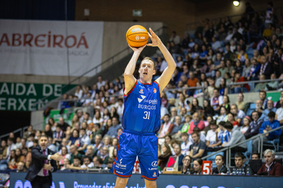 J4 - Monbus Obradoiro-Silbö San Pablo Burgos / SPB/Cintia Cortés