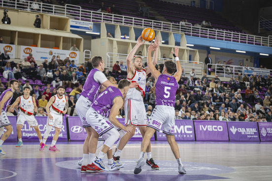 J11 - UEMC Real Valladolid Baloncesto-Silbö San Pablo Burgos / SPB/Cintia Cortés