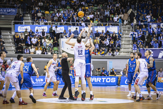 J21 - Silbö San Pablo Burgos-Monbus Obradoiro / SPB/Cintia Cortés