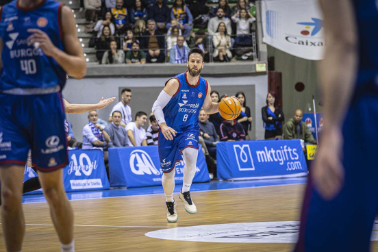 J24 - Silbö San Pablo Burgos-Grupo Ureta Tizona Burgos / SPB/Cintia Cortés