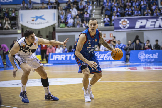 J24 - Silbö San Pablo Burgos-Grupo Ureta Tizona Burgos / SPB/Cintia Cortés
