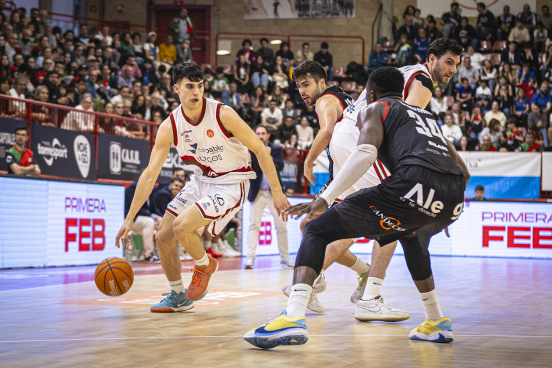 J30 - Grupo Alega Cantabria-Silbö San Pablo Burgos  / SPB/Cintia Cortés