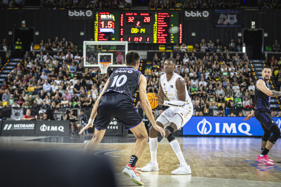 J2 - Surne Bilbao Basket-Recoletas Salud San Pablo Burgos / SPB/Cintia Cortés