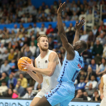 105-78. Sin opciones en Lugo